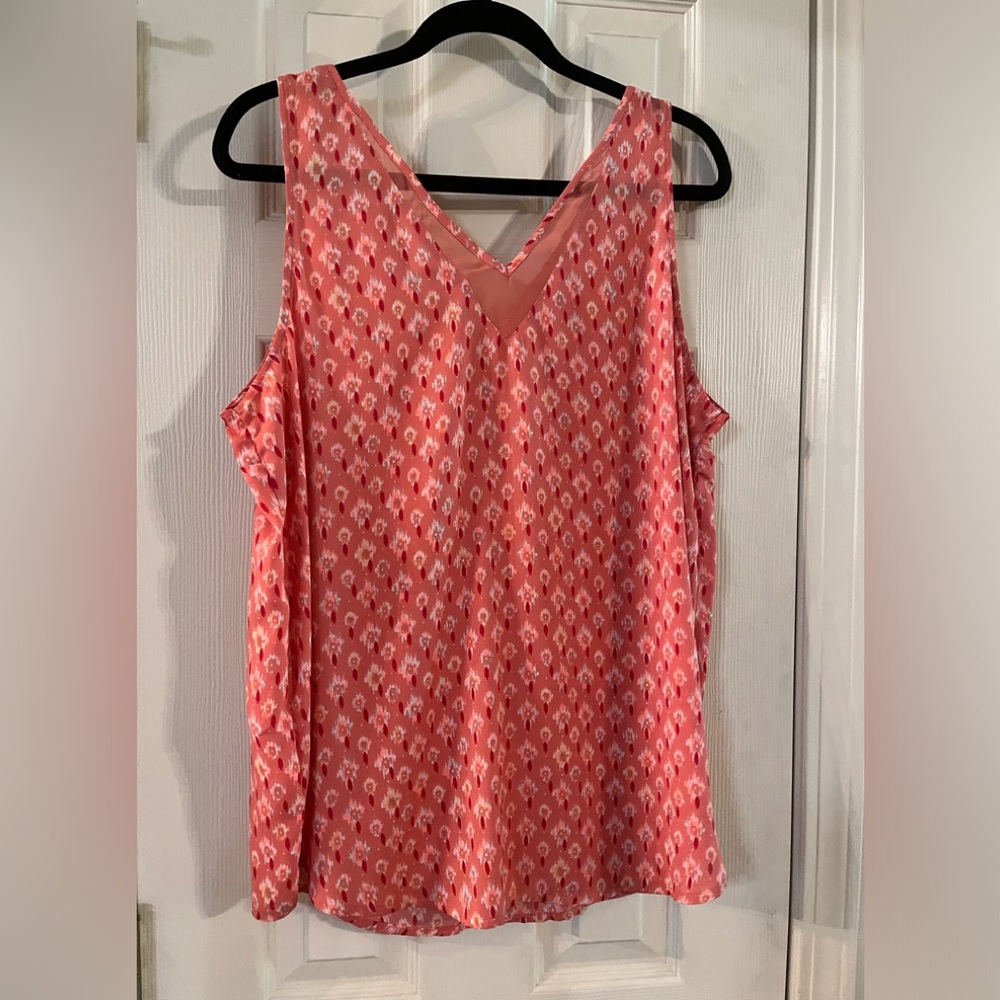 Like New-Maurices silky coral patterned tank top -size XL